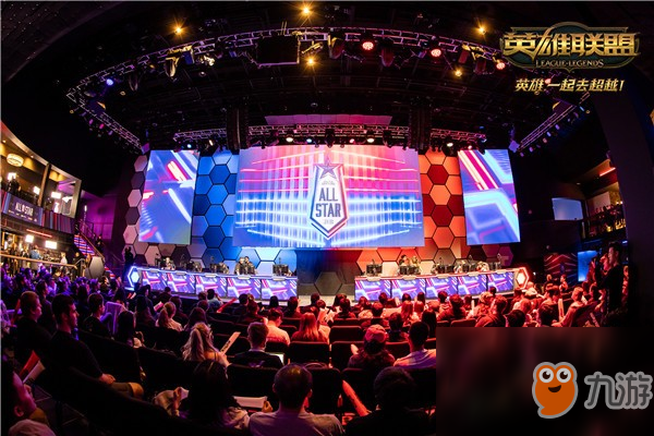 时隔1402天！Uzi第十二次进入LPL季后赛舞台